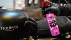 Spray Czyszczący i polerujący Muc-Off Waterless Wash